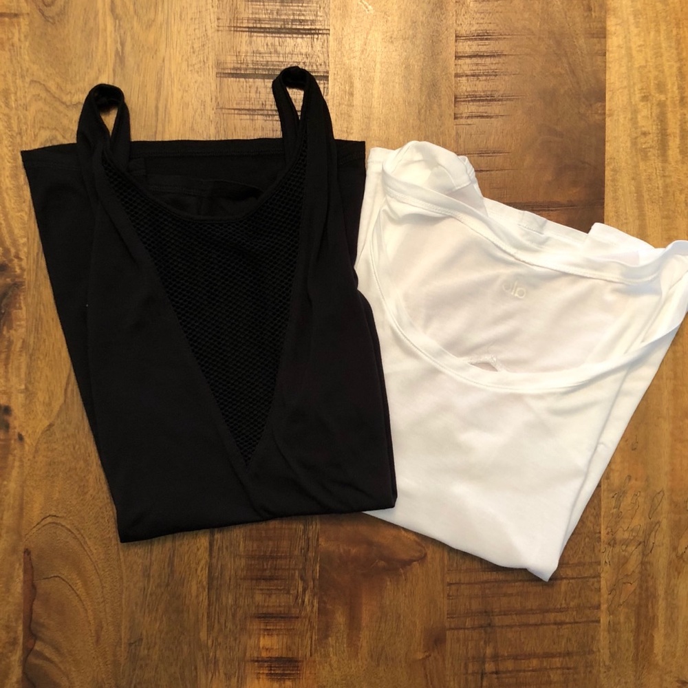 Pair of alo tops. Selling as a set. EUC